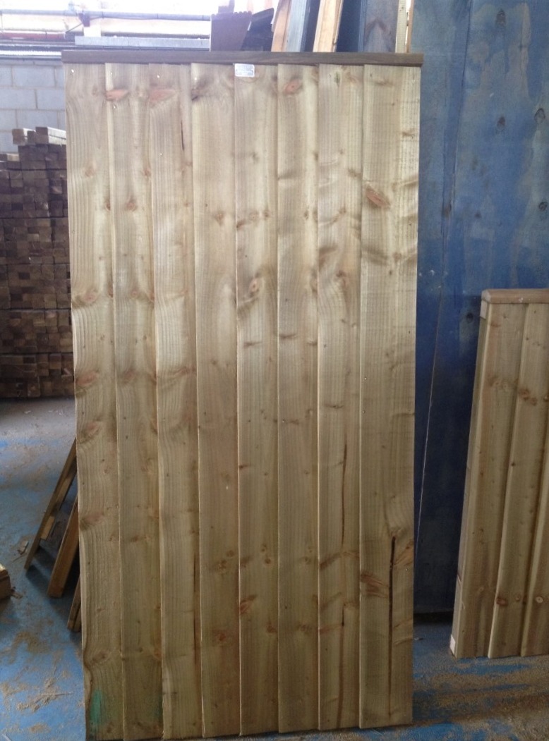 Wood Gate 1.80m [6ft] high x 900mm [3ft] Roger Hanley Fencing Isle of Wight